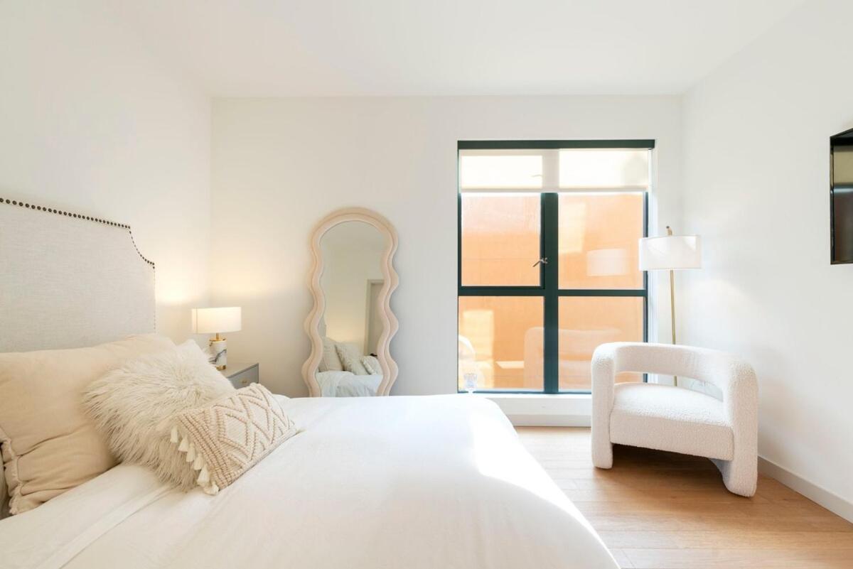2Br Hollywood Luxurious Condo Лос Анджелис Екстериор снимка