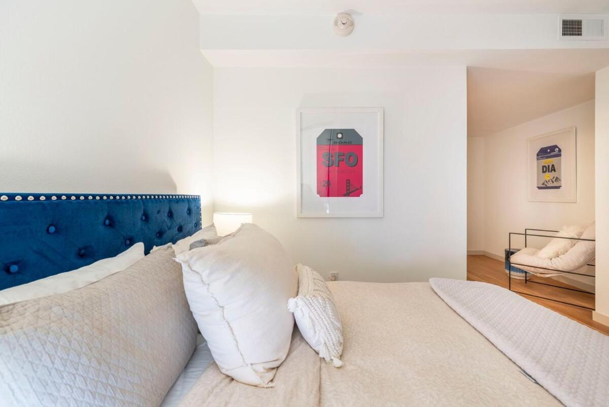 2Br Hollywood Luxurious Condo Лос Анджелис Екстериор снимка